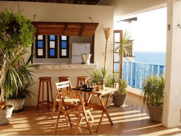 Hostel Pedra Da Sereia Salvador Extérieur photo